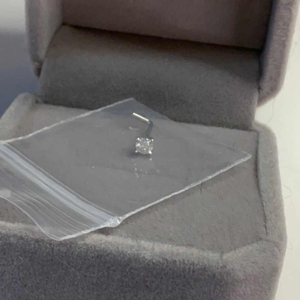 .925 Sterling Silver CZ Nose Stud ~ Single L-Shape ~ Minimal Sparkle ~ NIB/NIP
